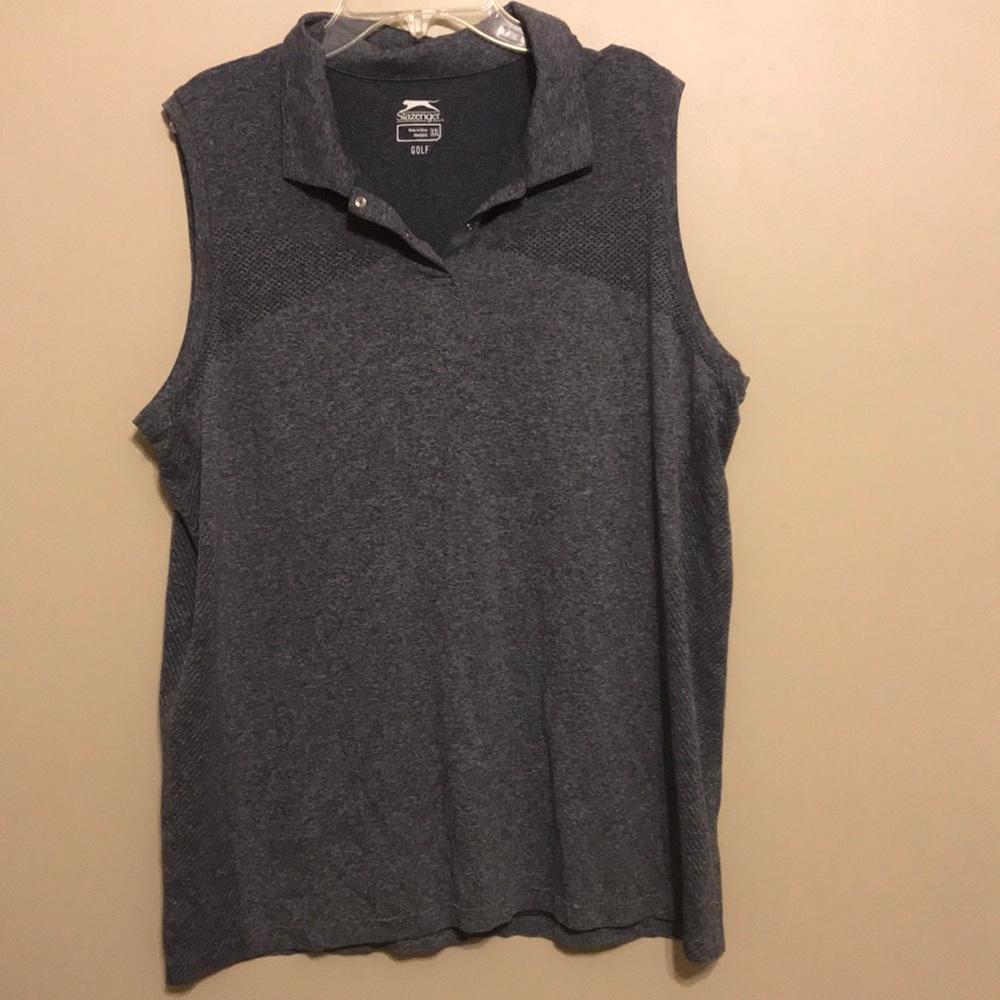Sleeveless golf polo